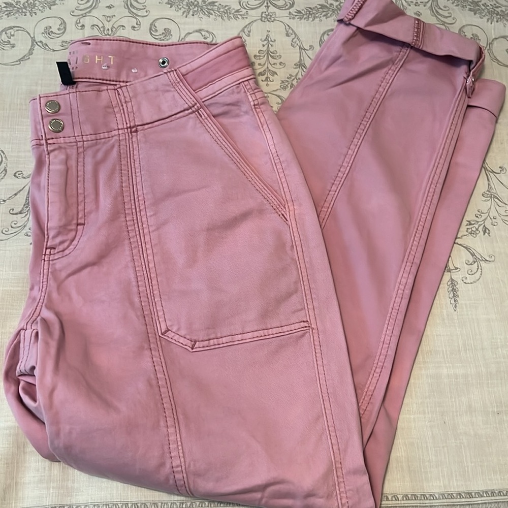 White House Black Market Pink Cropped Pants - Picture 3 of 9